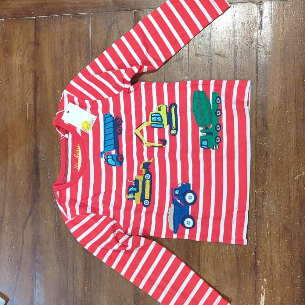 Mini Boden construction vehicle long sleeve shirt size 3-4Y